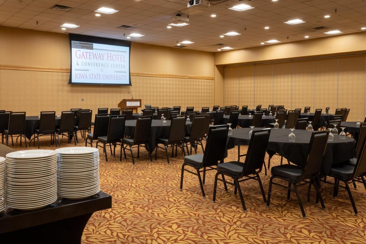 Gateway Hotel And Conference Center Еймс Екстериор снимка