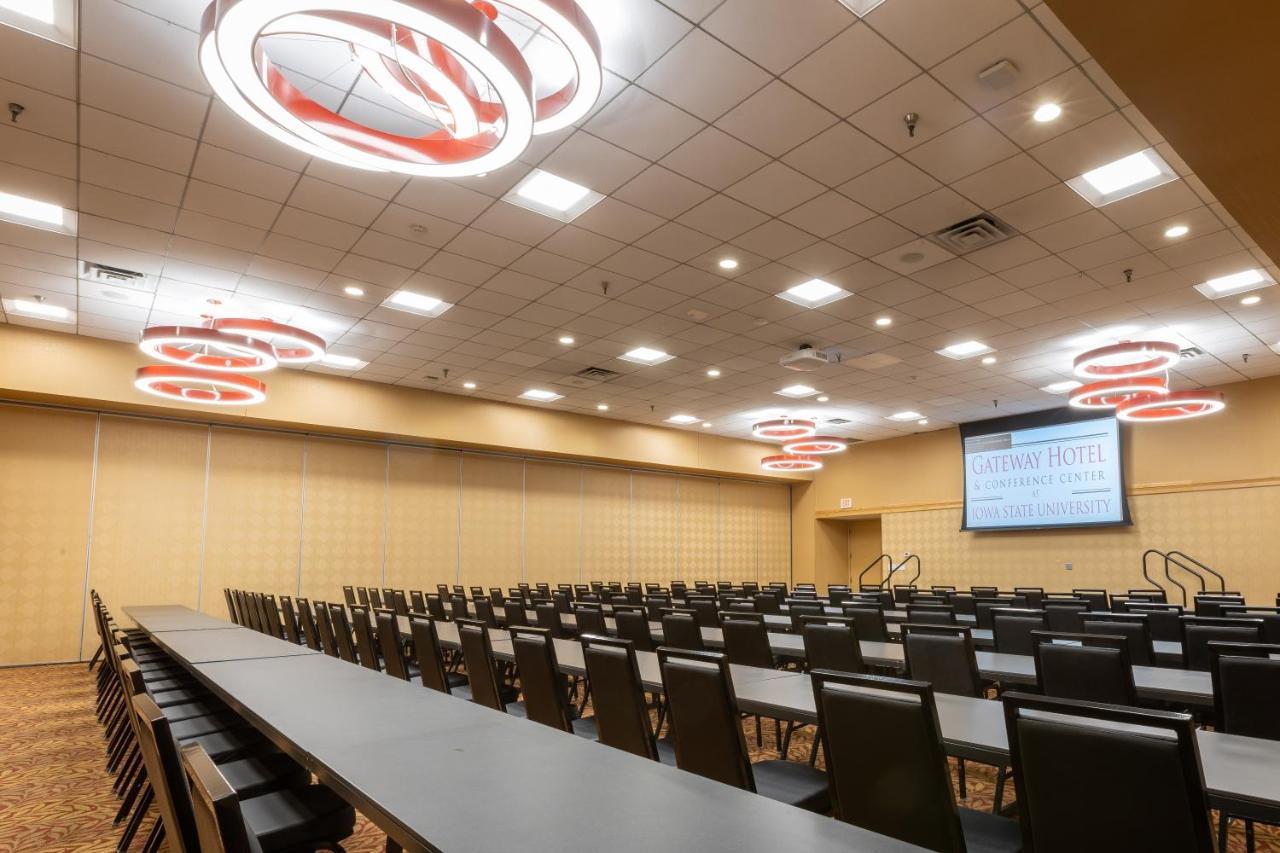 Gateway Hotel And Conference Center Еймс Екстериор снимка