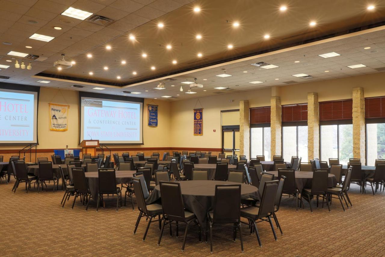 Gateway Hotel And Conference Center Еймс Екстериор снимка