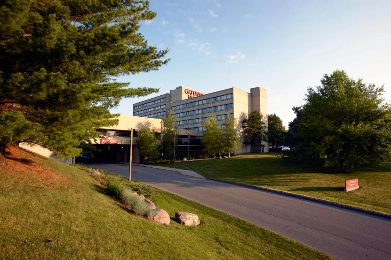 Gateway Hotel And Conference Center Еймс Екстериор снимка
